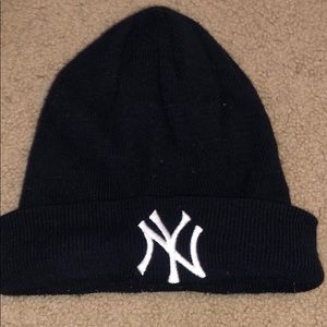 yankees beanie